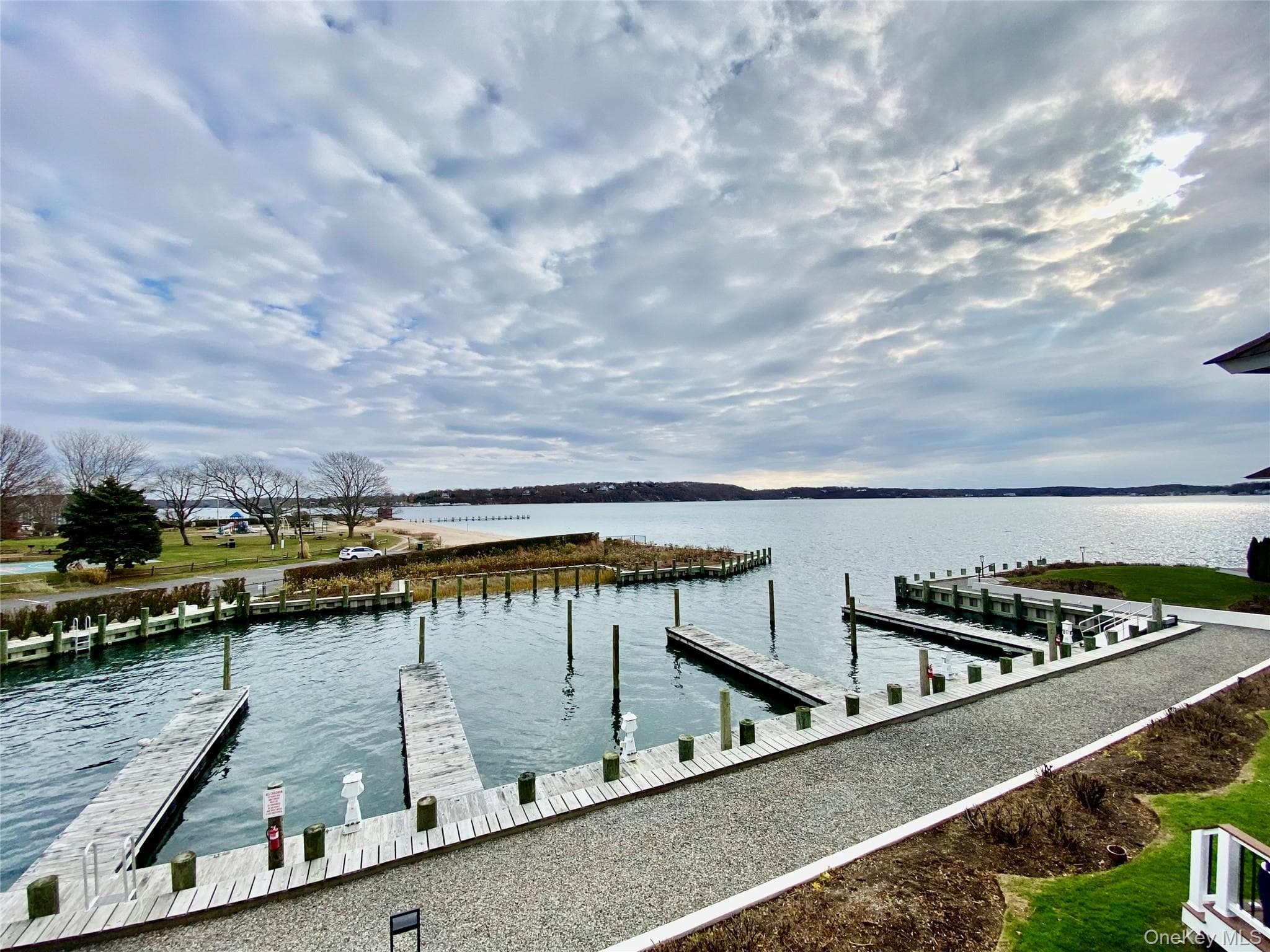 Dock