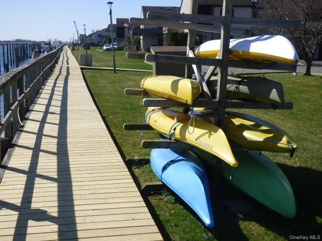 Dock