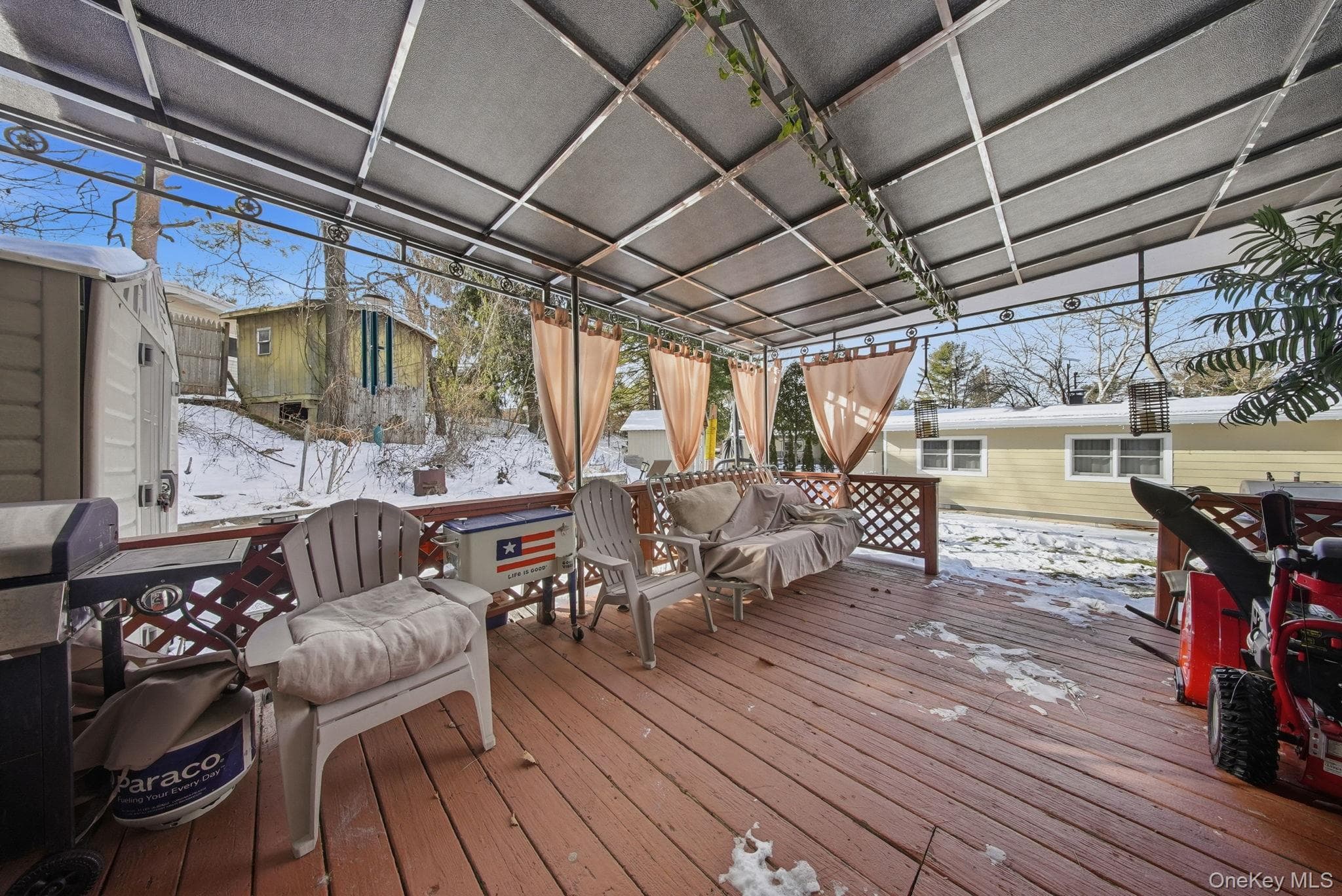 Deck