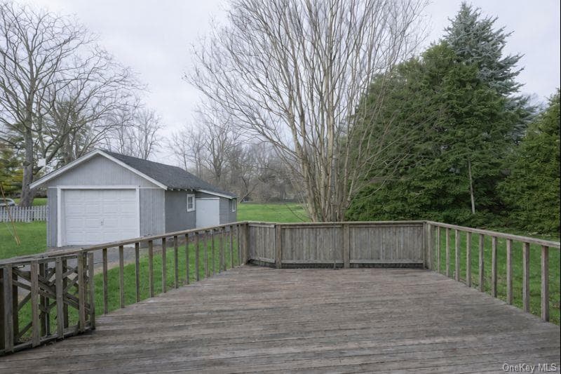 Deck