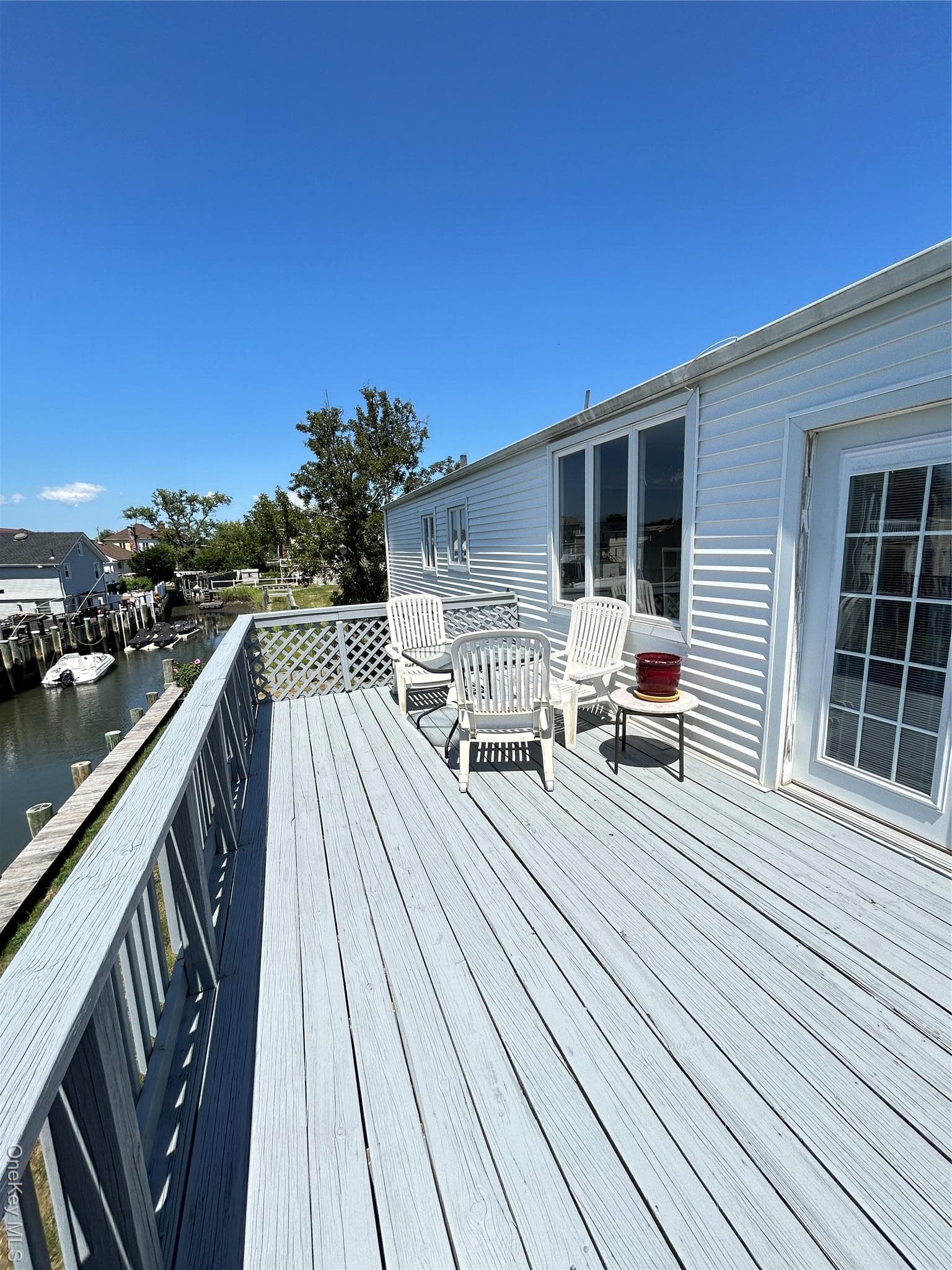 Deck
