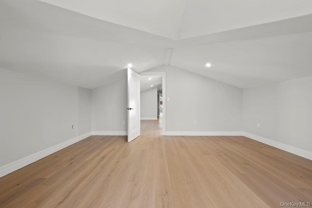 Bonus Room