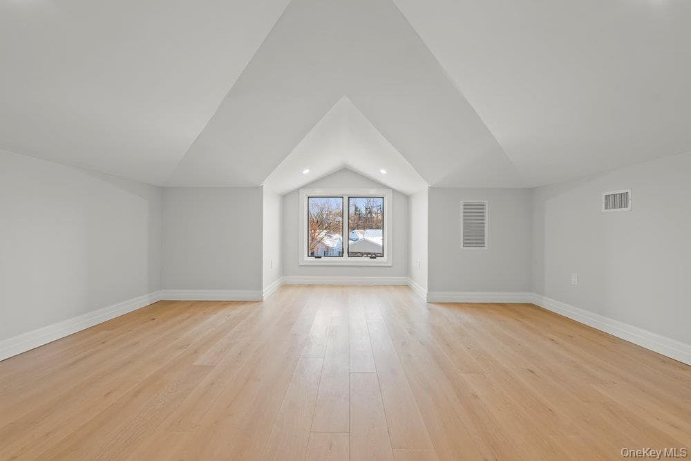 Bonus Room