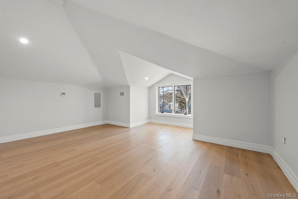 Bonus Room