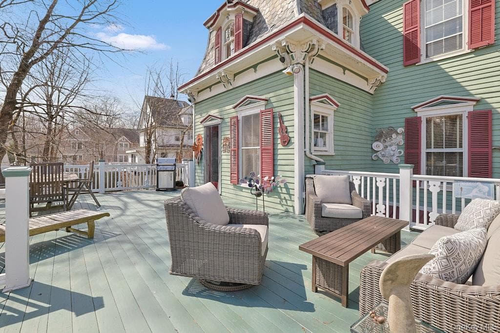 Deck