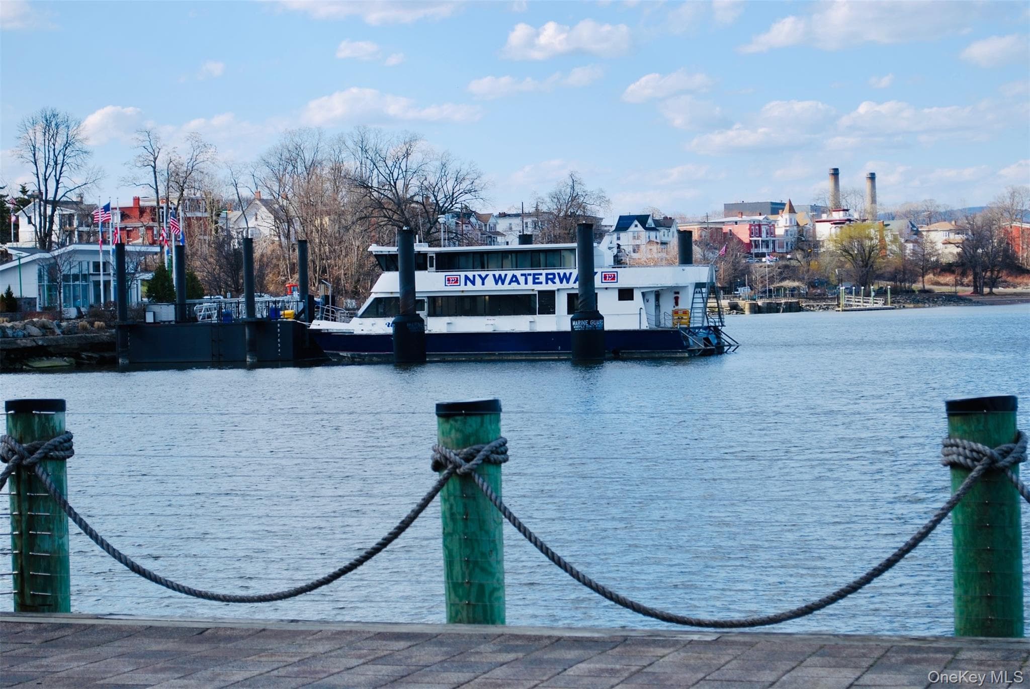 Dock