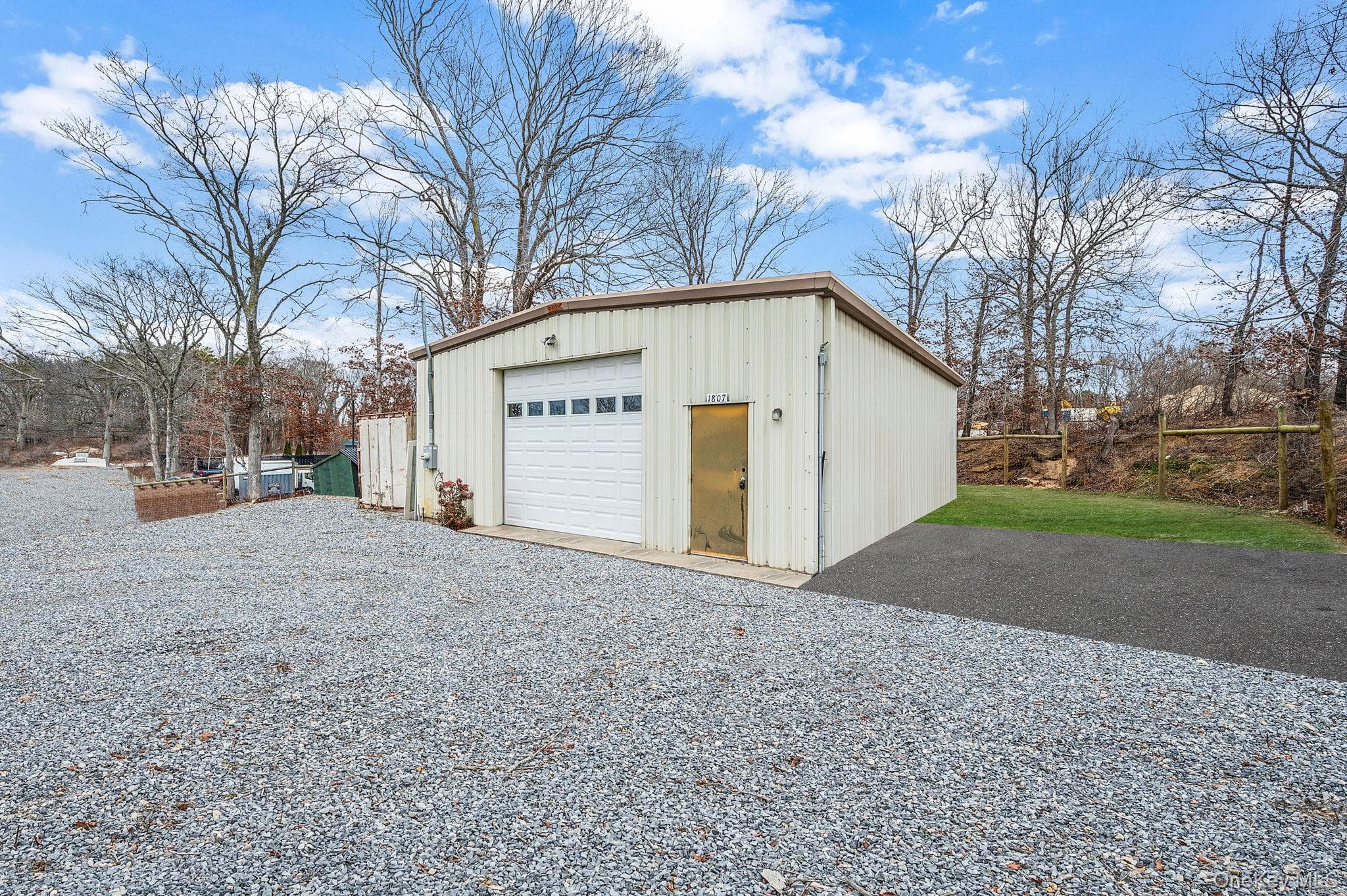 Garage
