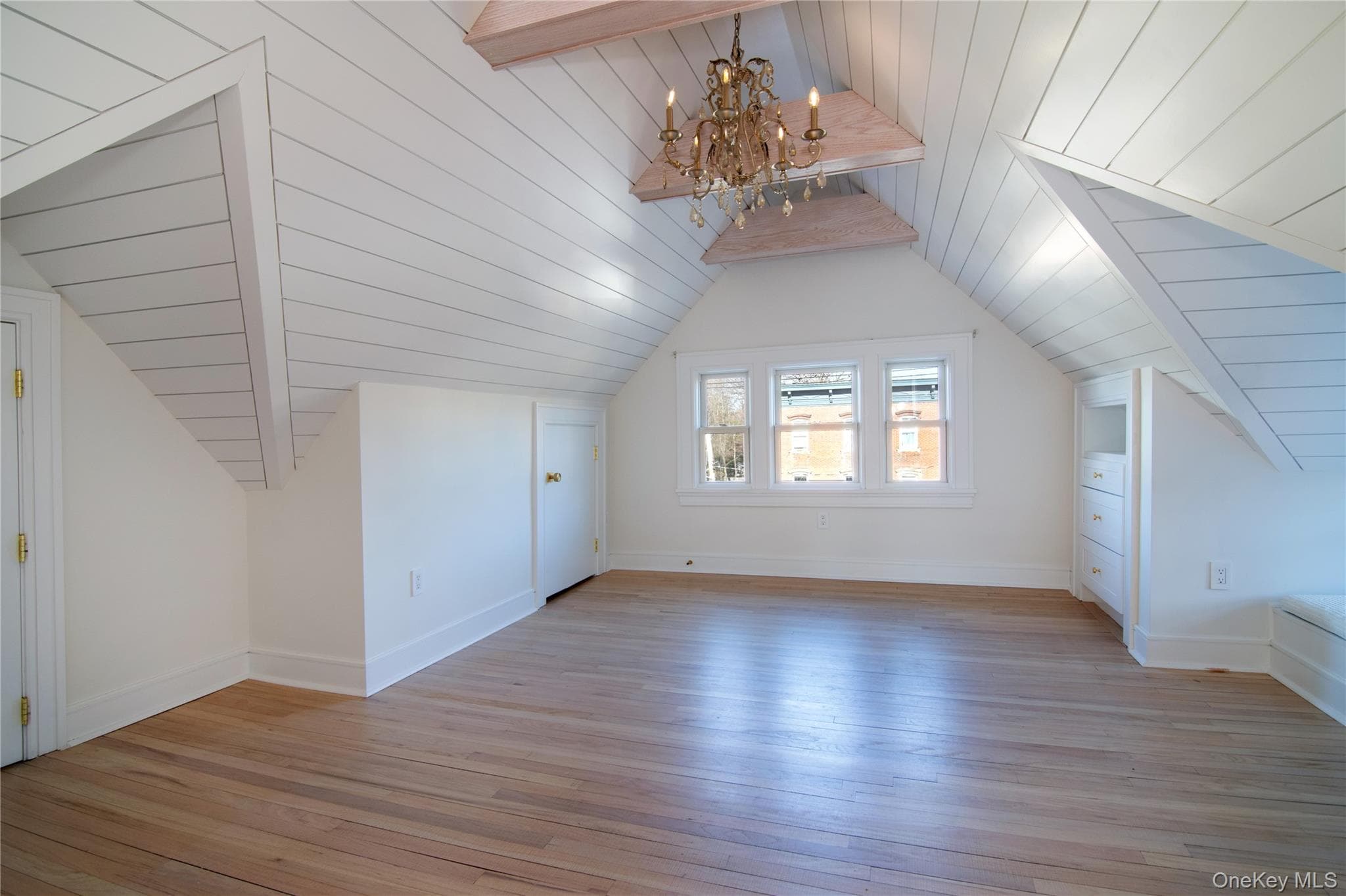 Bonus Room