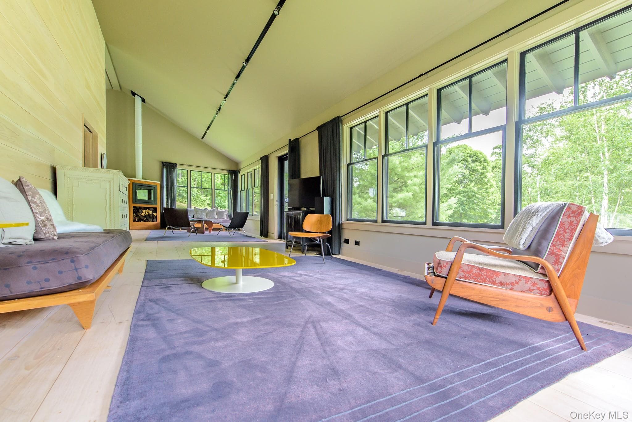 Guest Quarters
