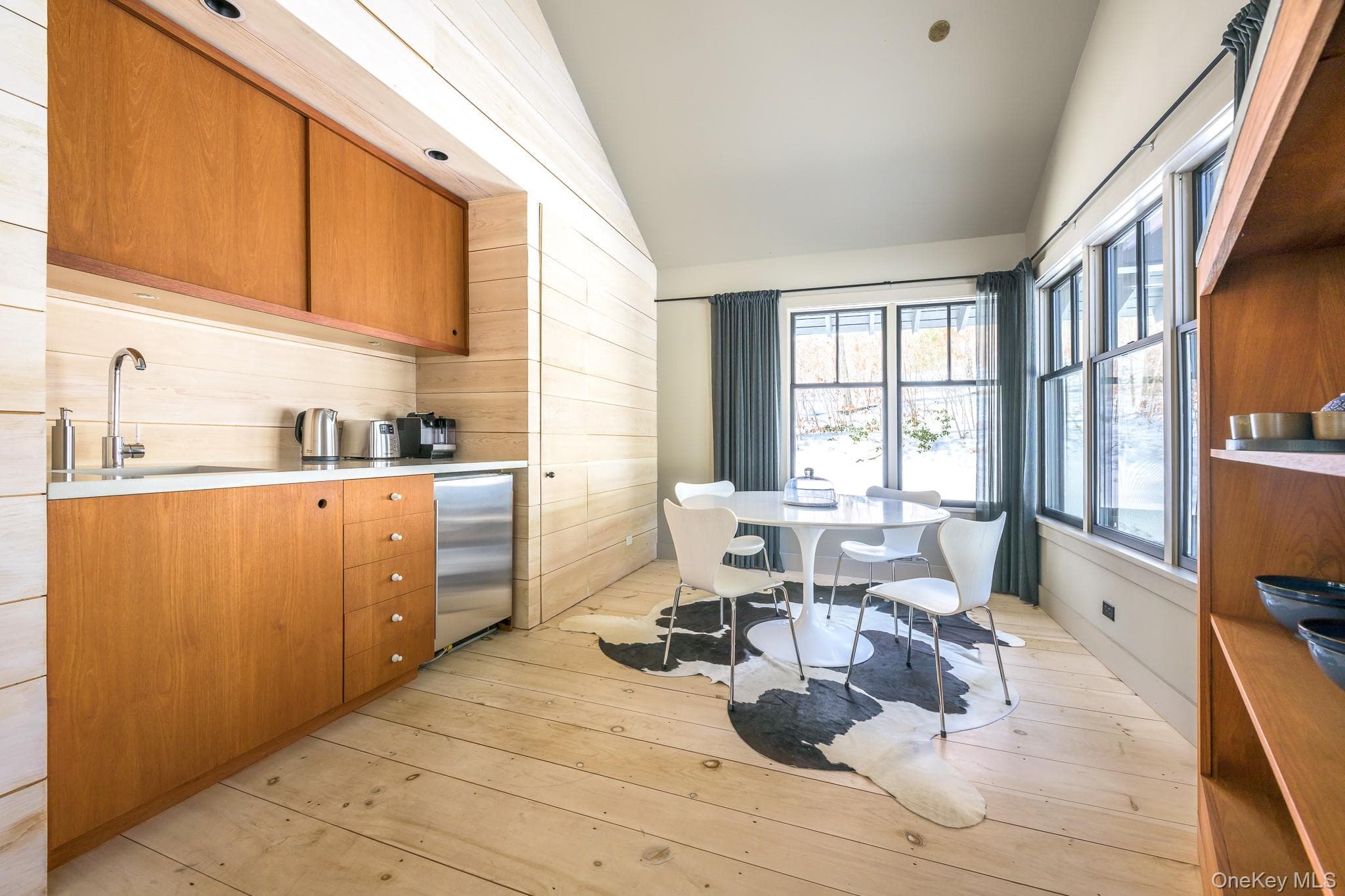 Guest Quarters