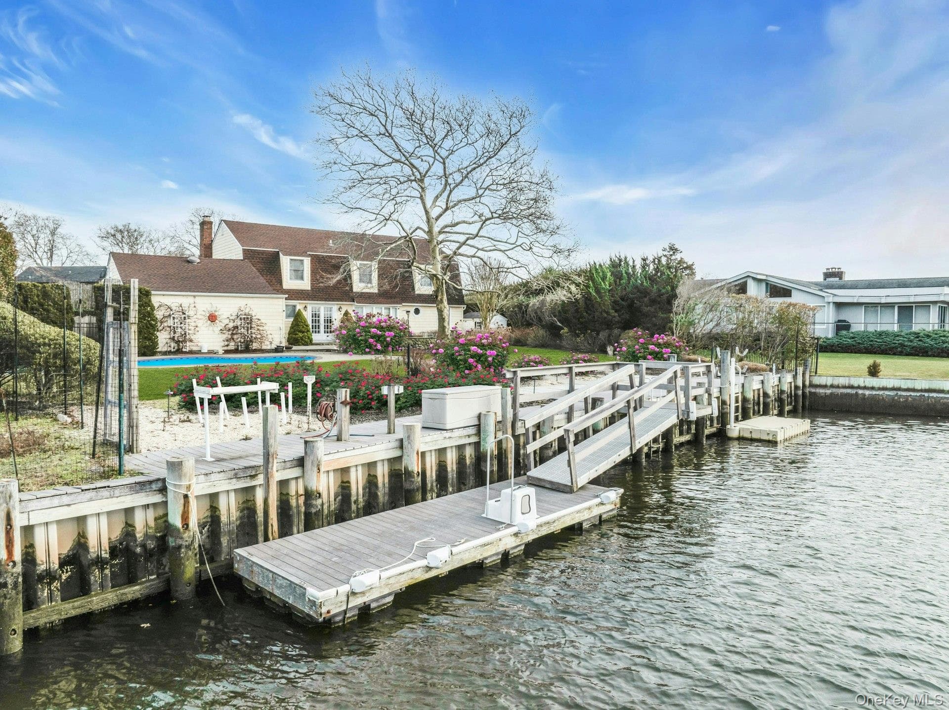 Dock