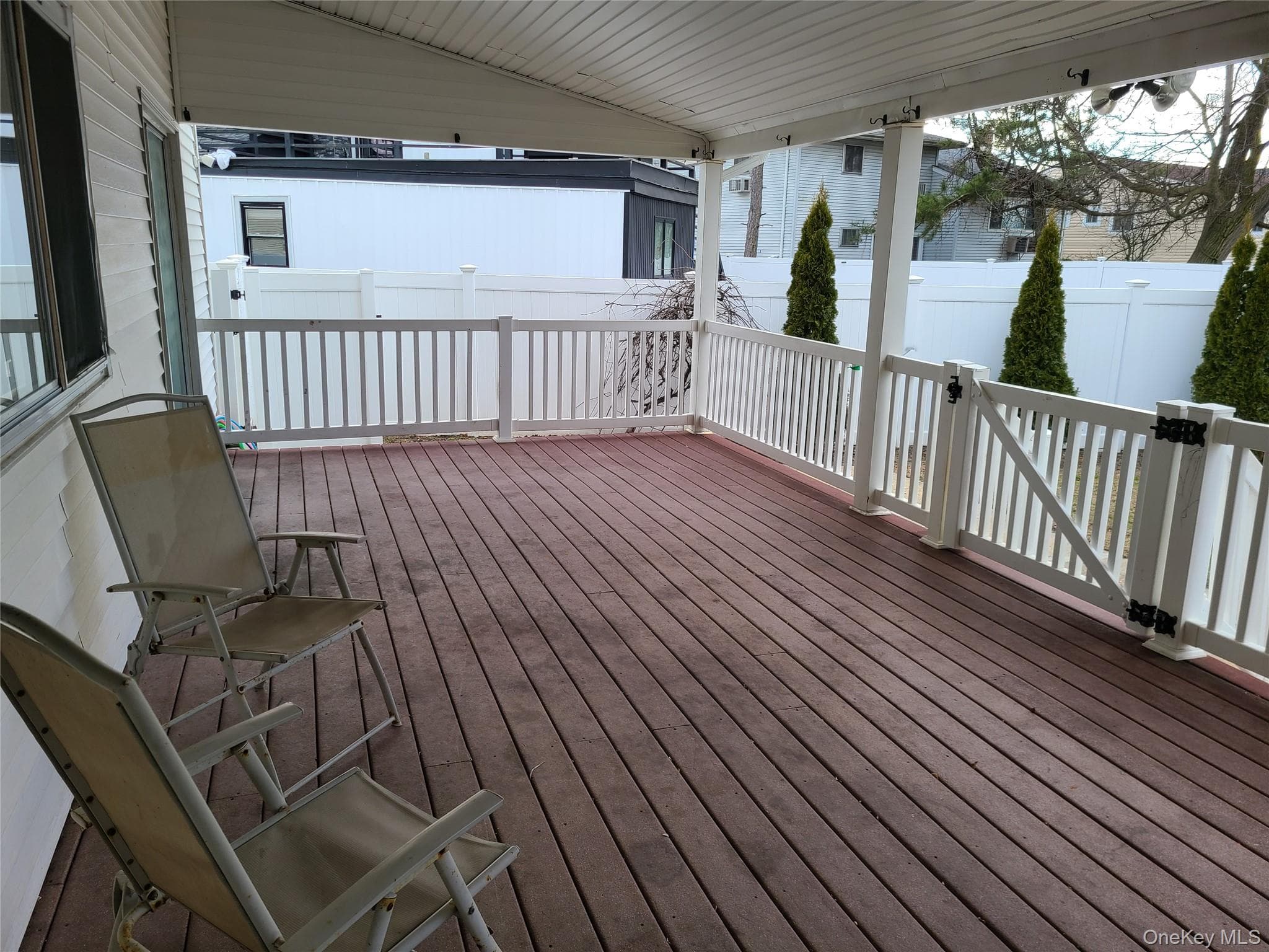 Deck