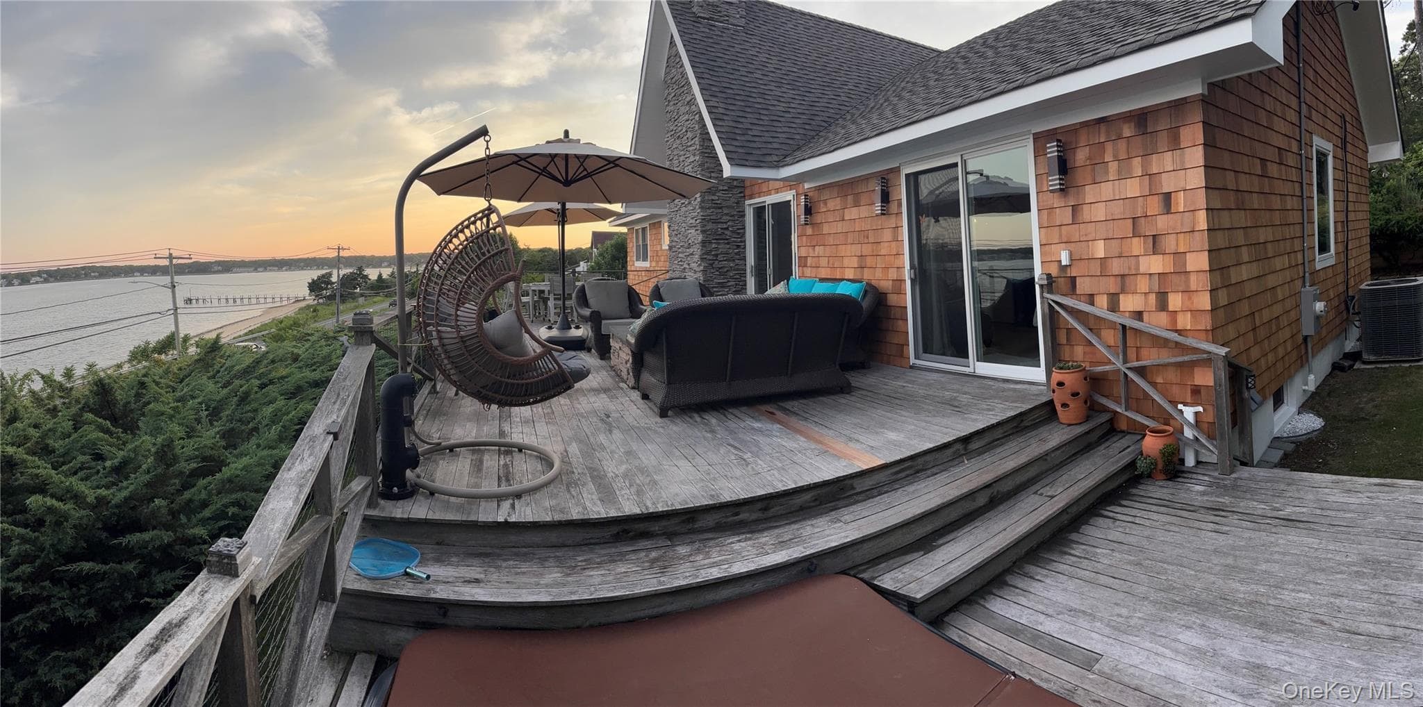 Deck