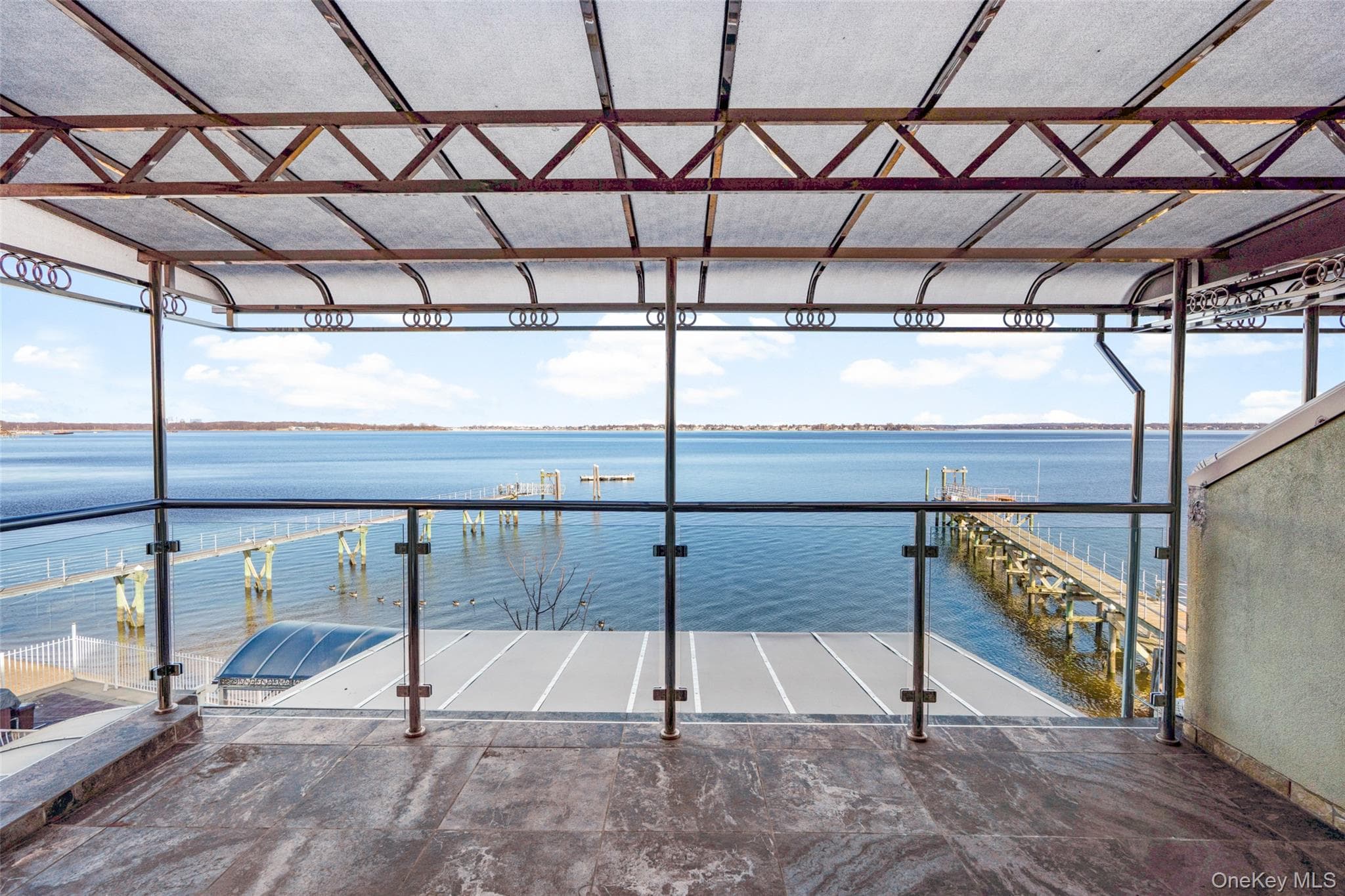 Dock