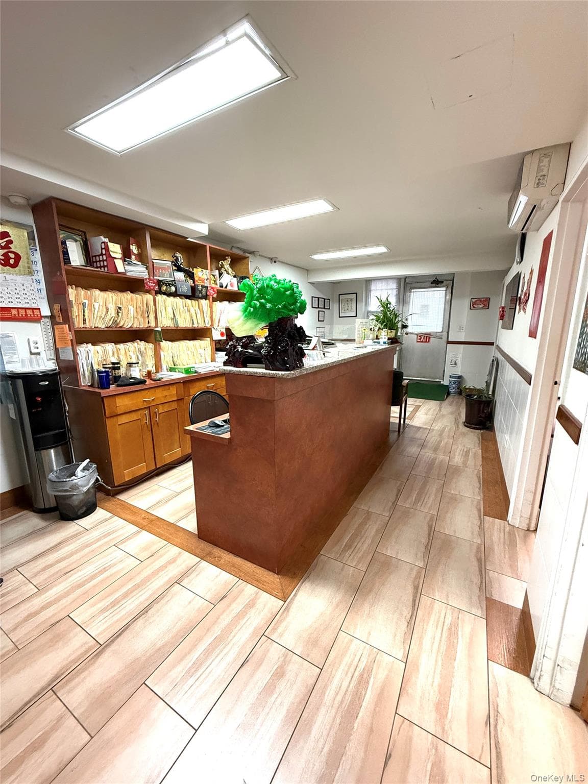 Photo 8