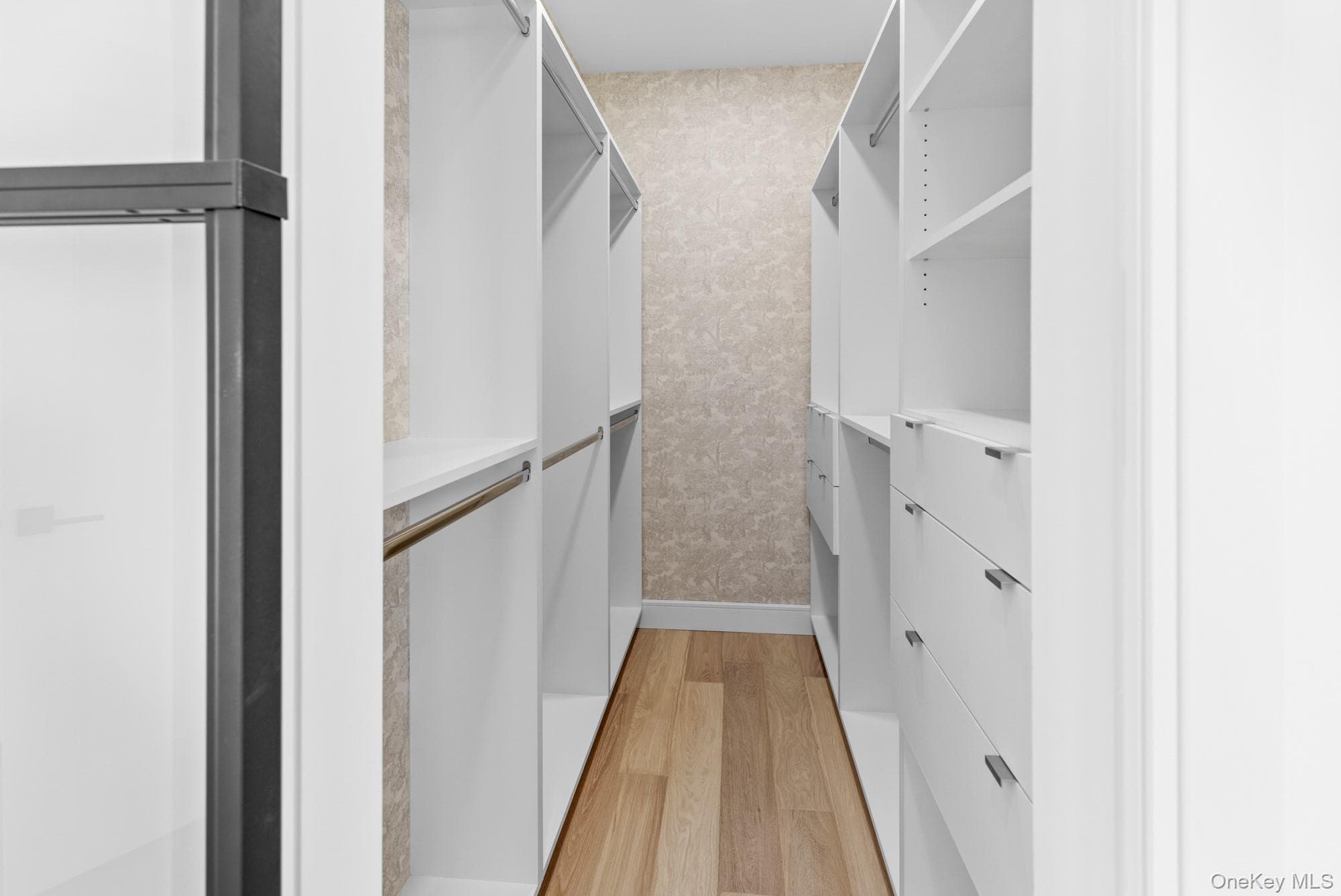 Walk-In Closets