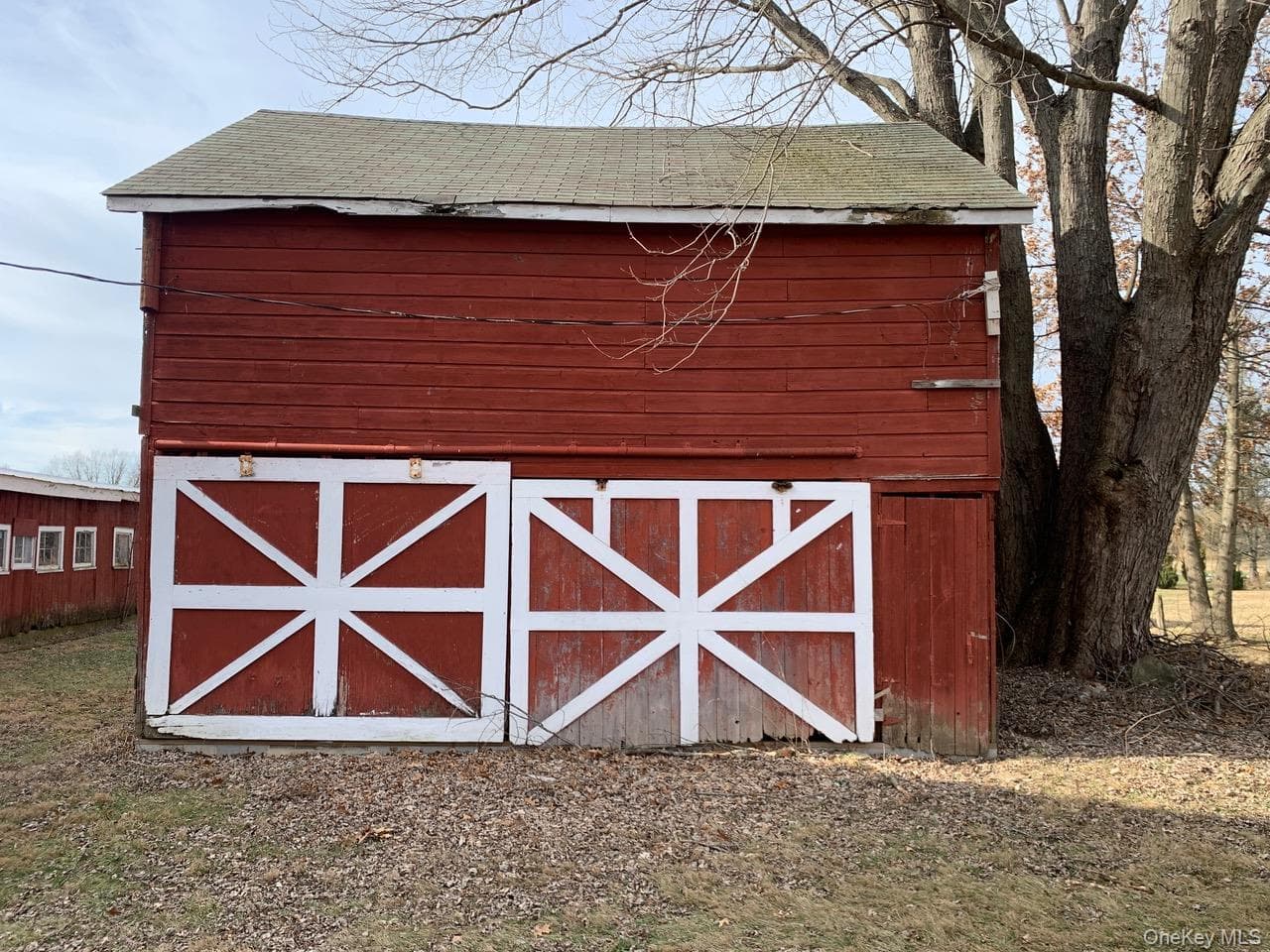 Barn