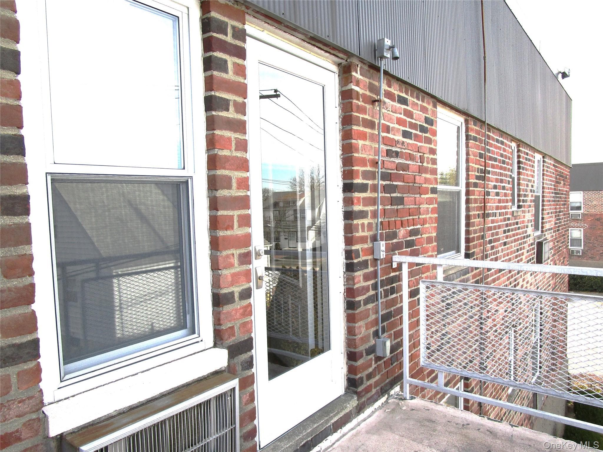 Photo 28