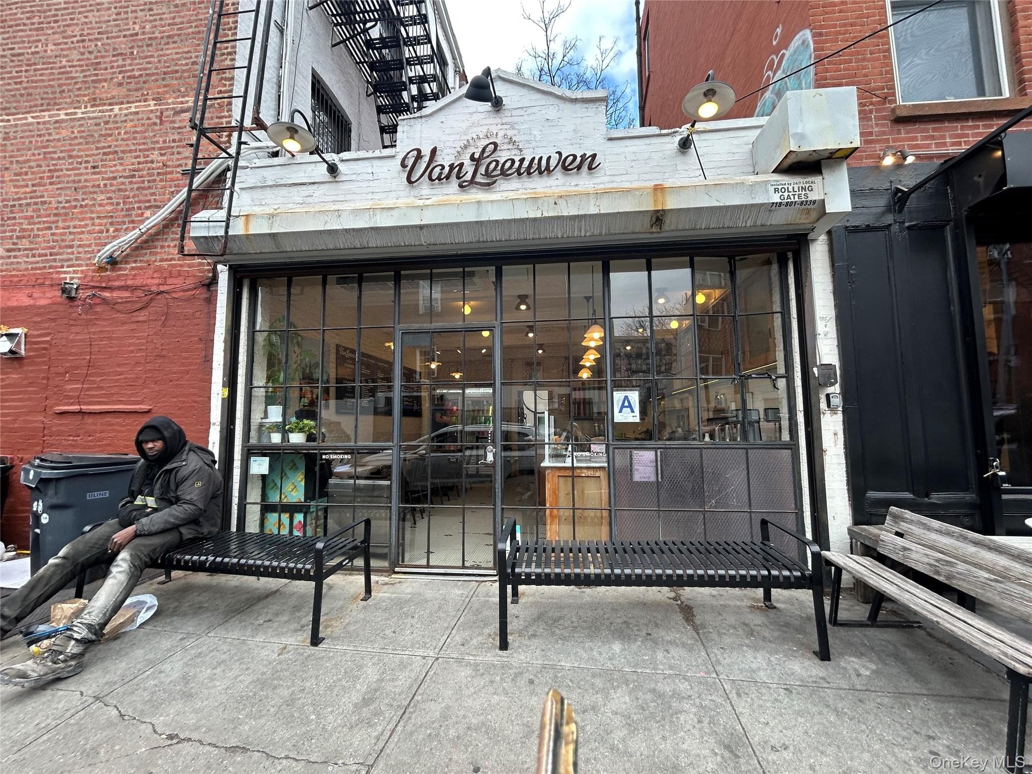Photo 19
