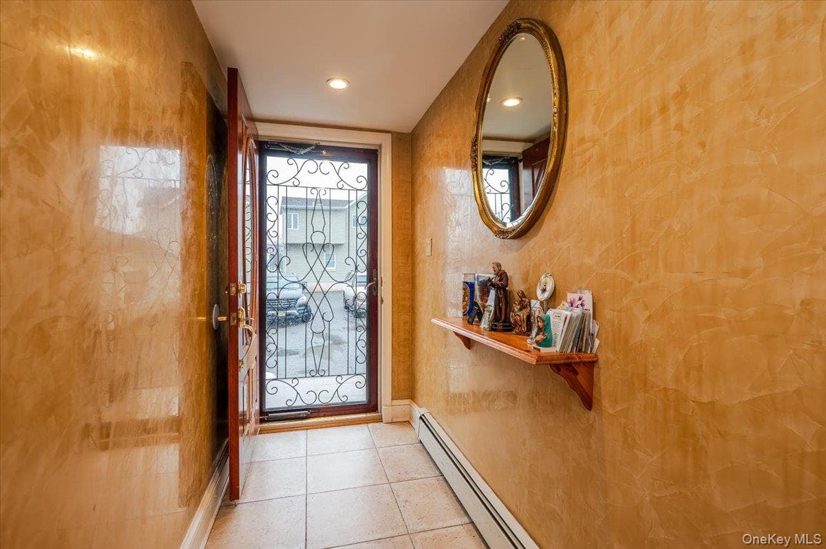 Entrance Foyer
