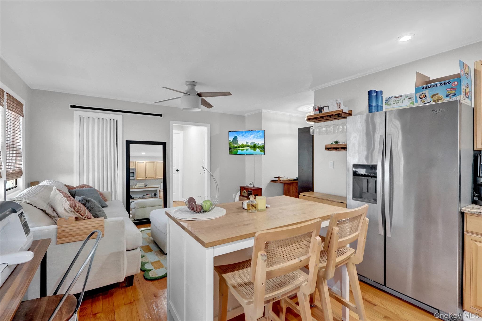 Photo 2