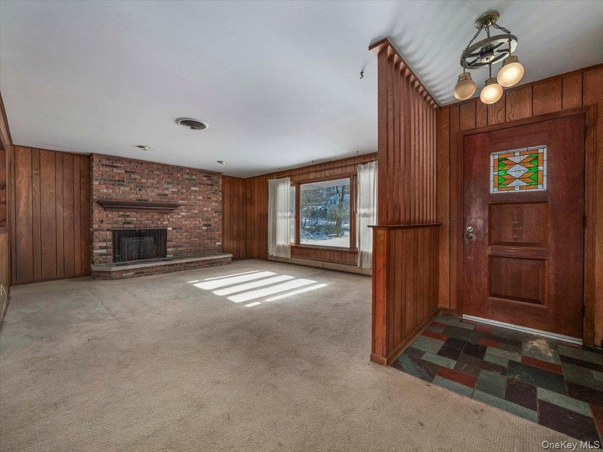 Entrance Foyer
