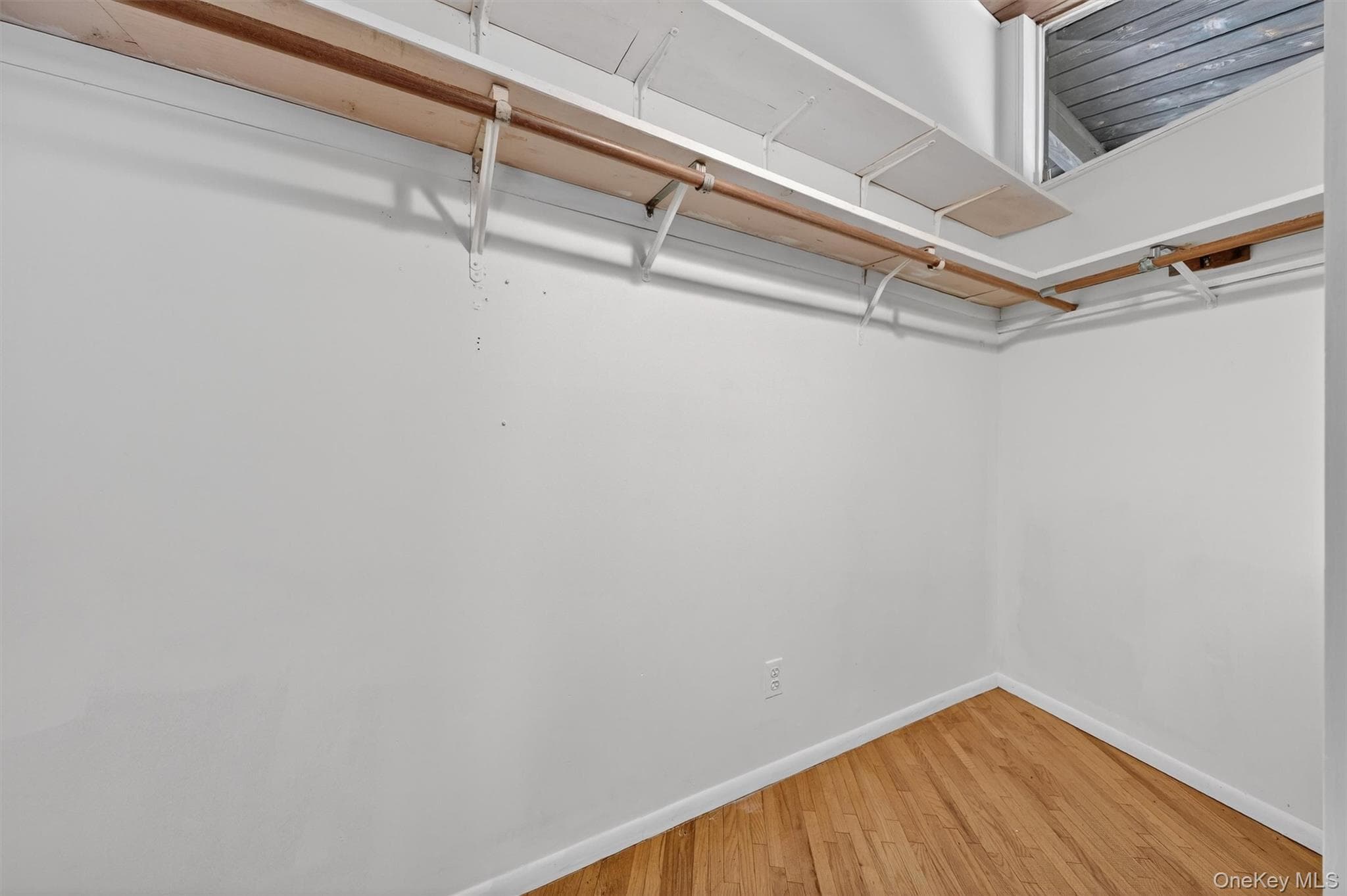 Walk-In Closets