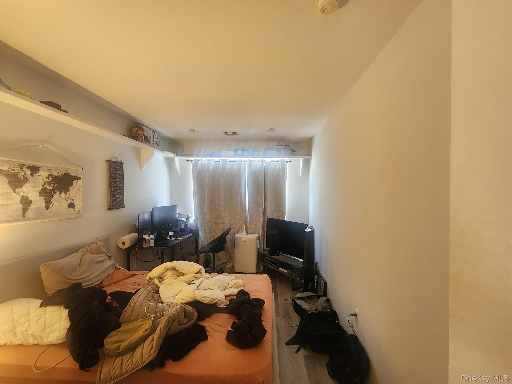 Photo 8