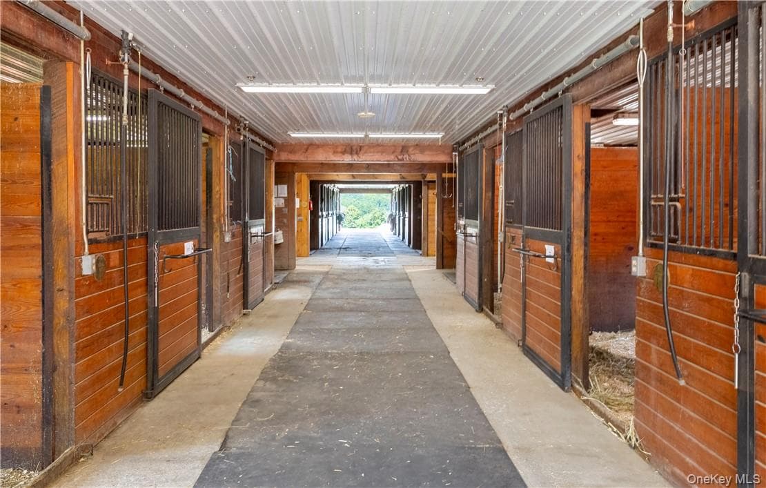 Stable