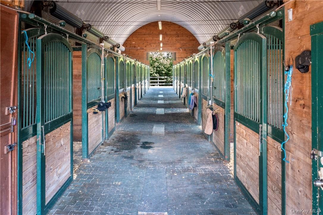 Stable