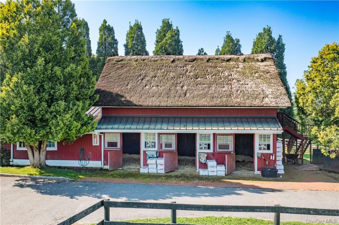 Stable