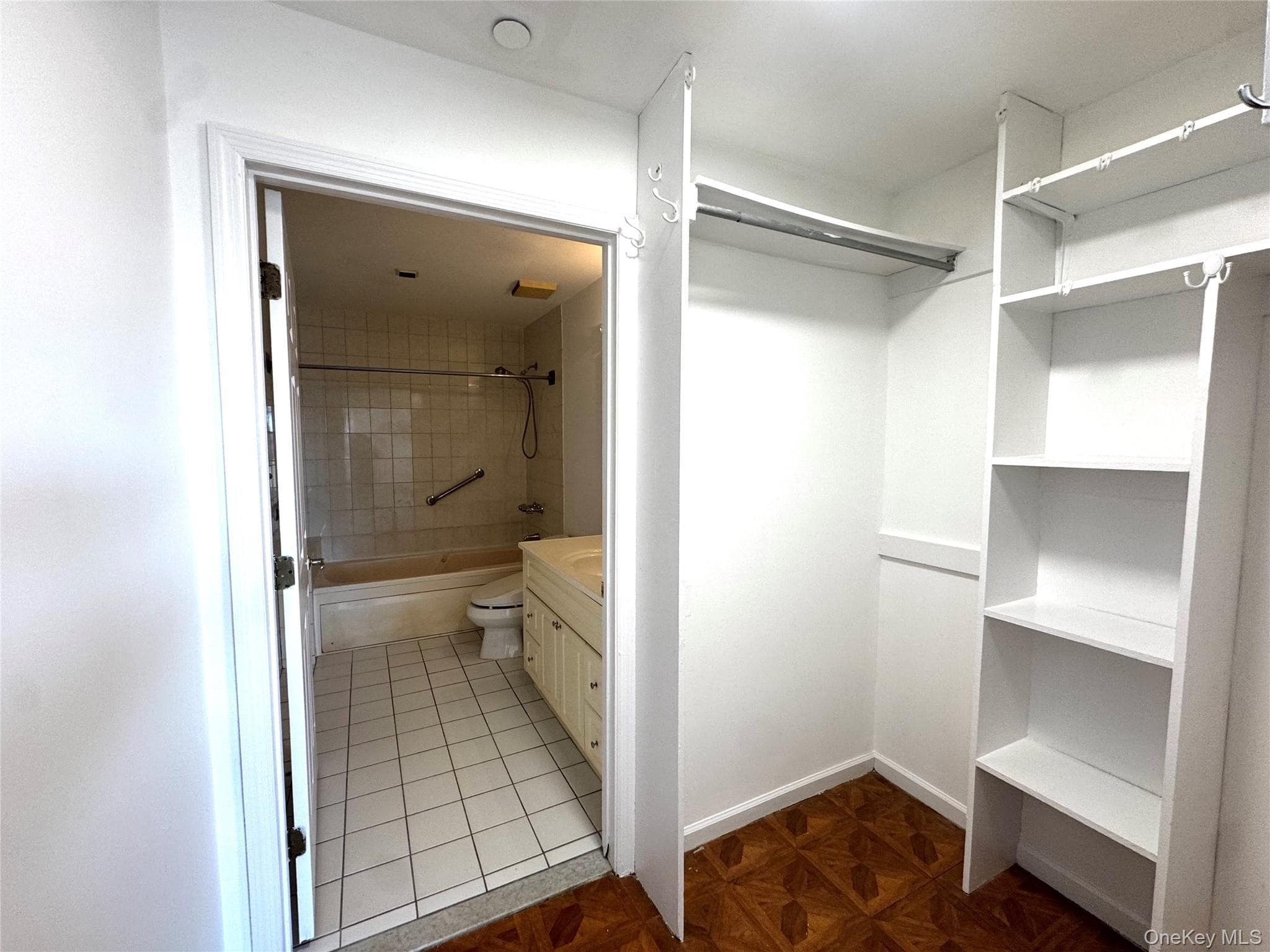Walk-In Closets