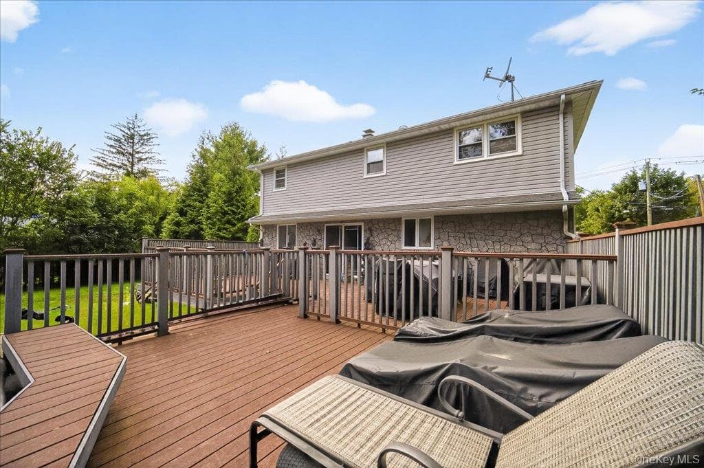 Deck