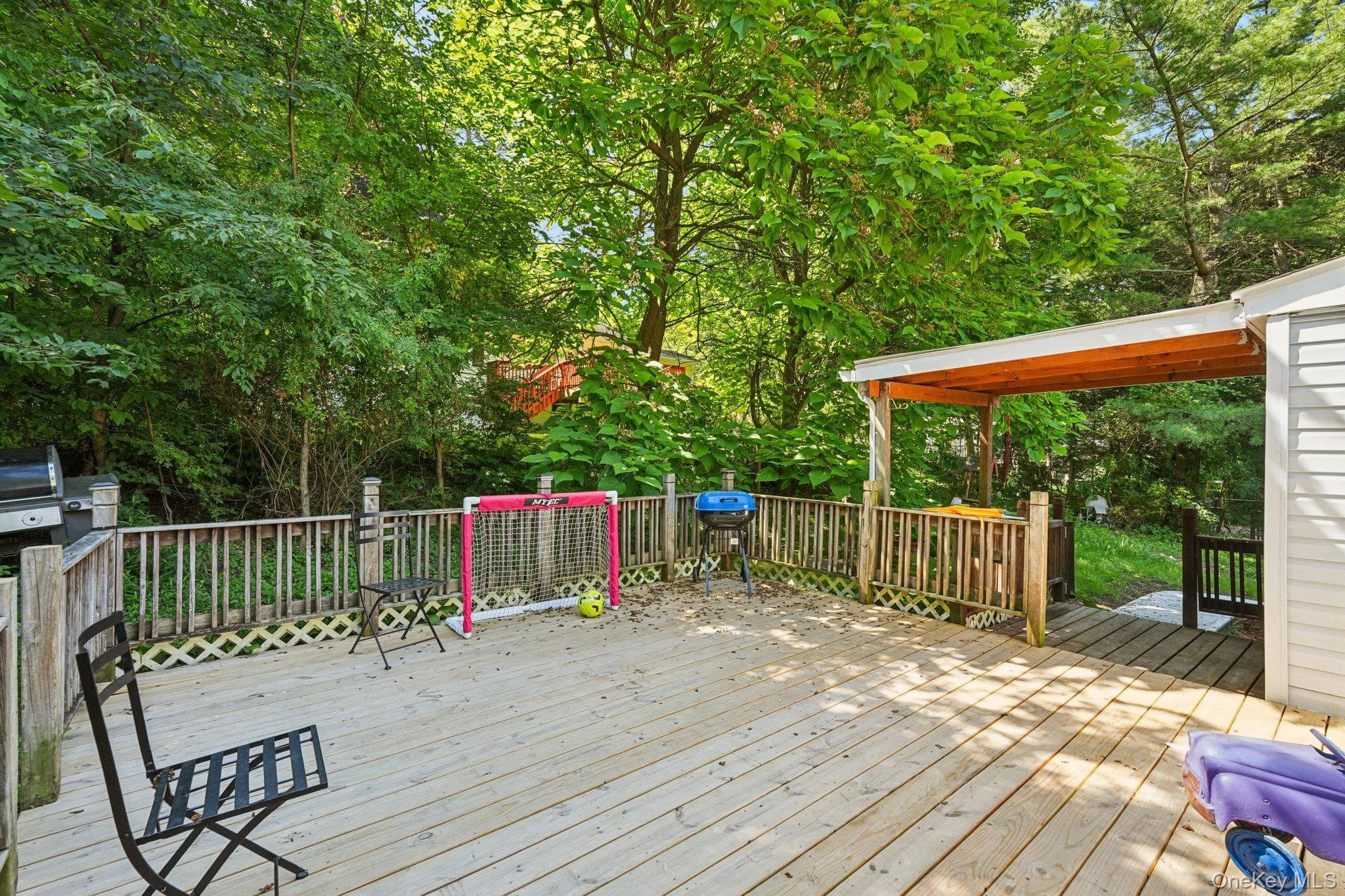 Deck