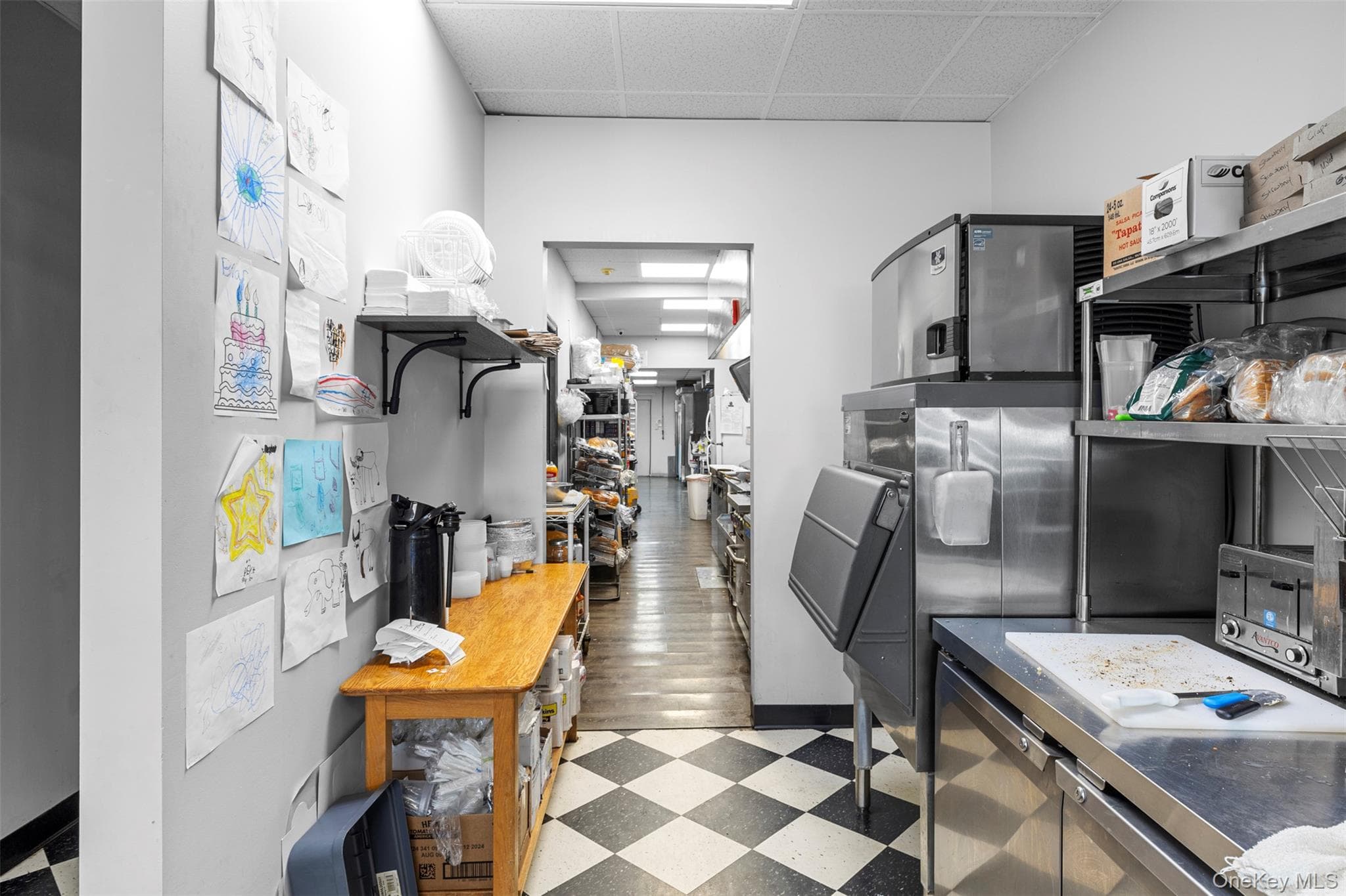 Photo 11