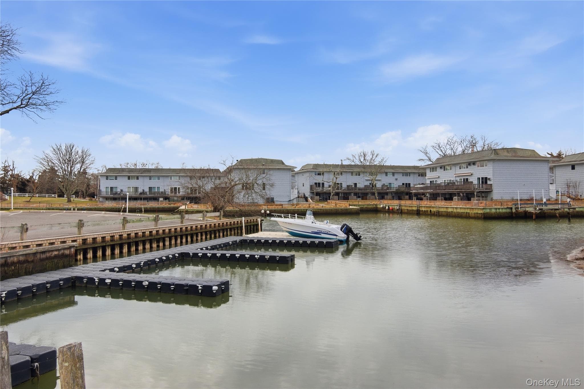 Dock