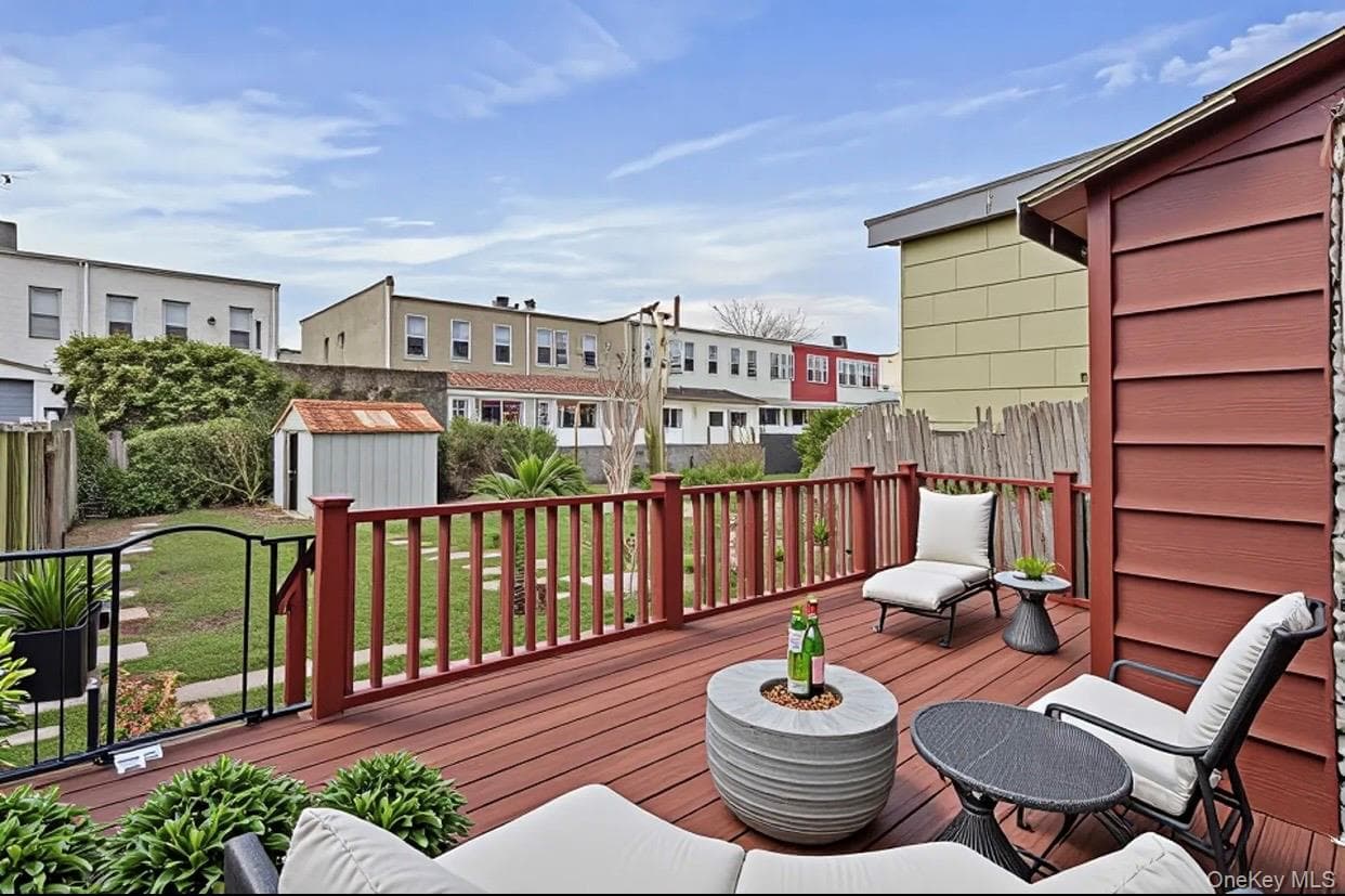 Deck