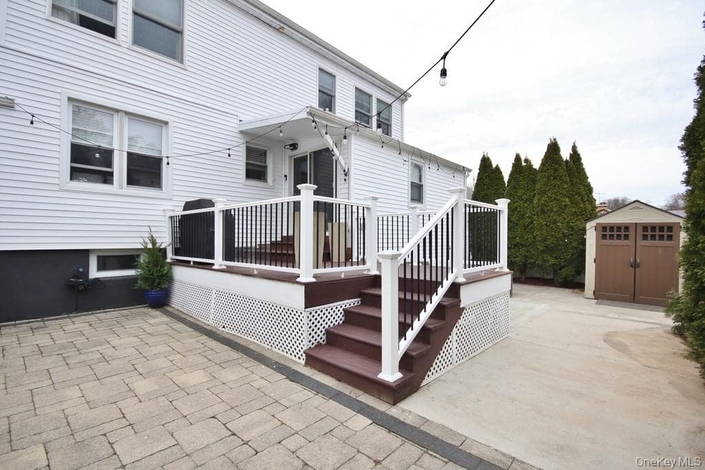 Deck