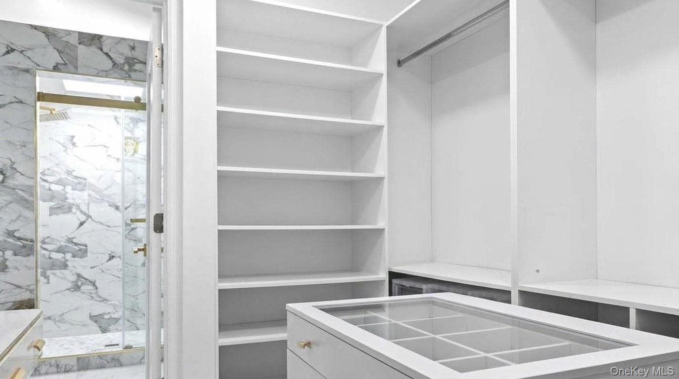 Walk-In Closets