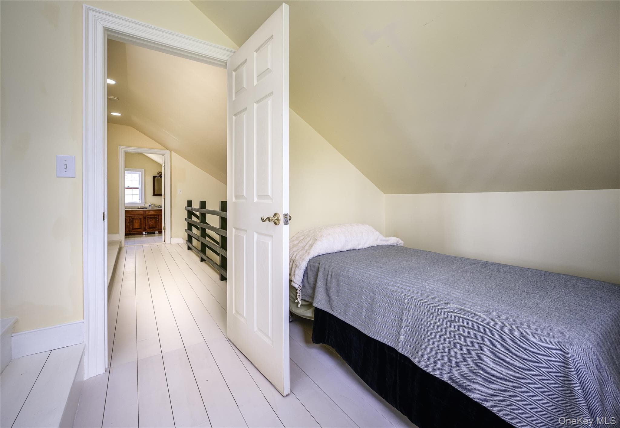 Guest Quarters