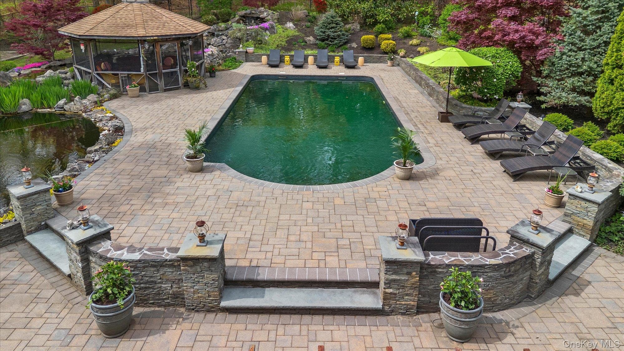 Photo 36