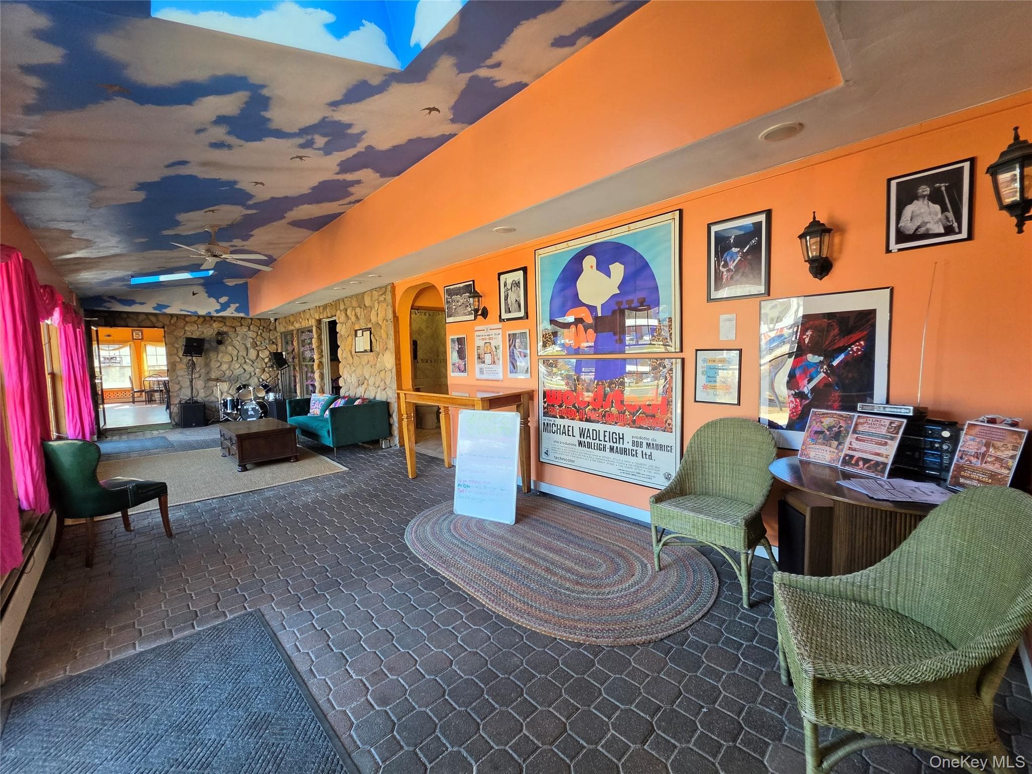 Photo 3