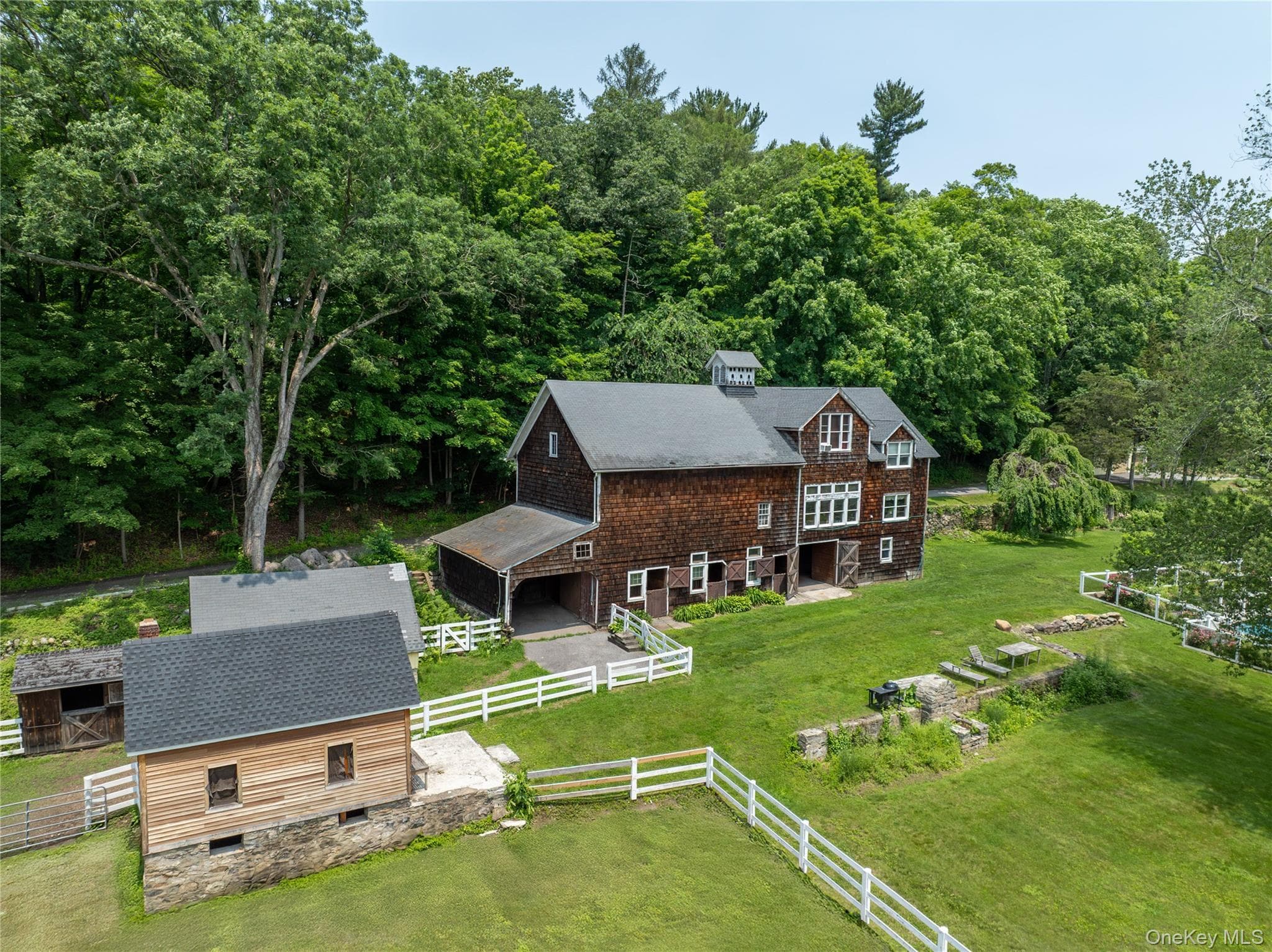 Barn