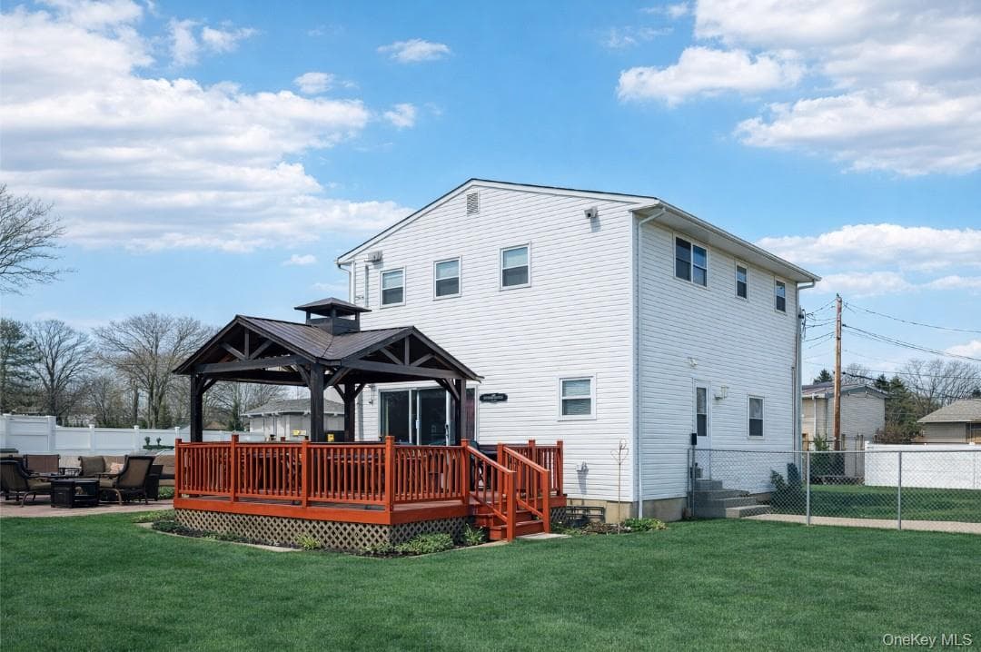 Deck