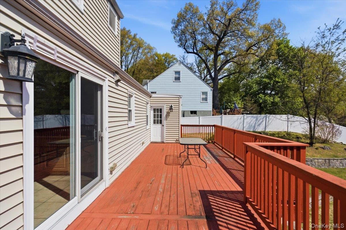 Deck