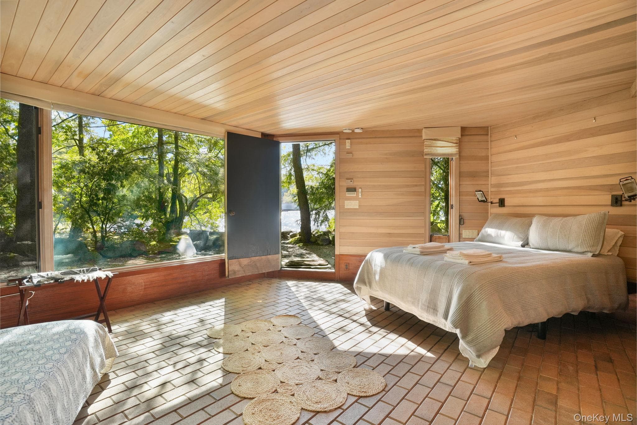 Guest Quarters