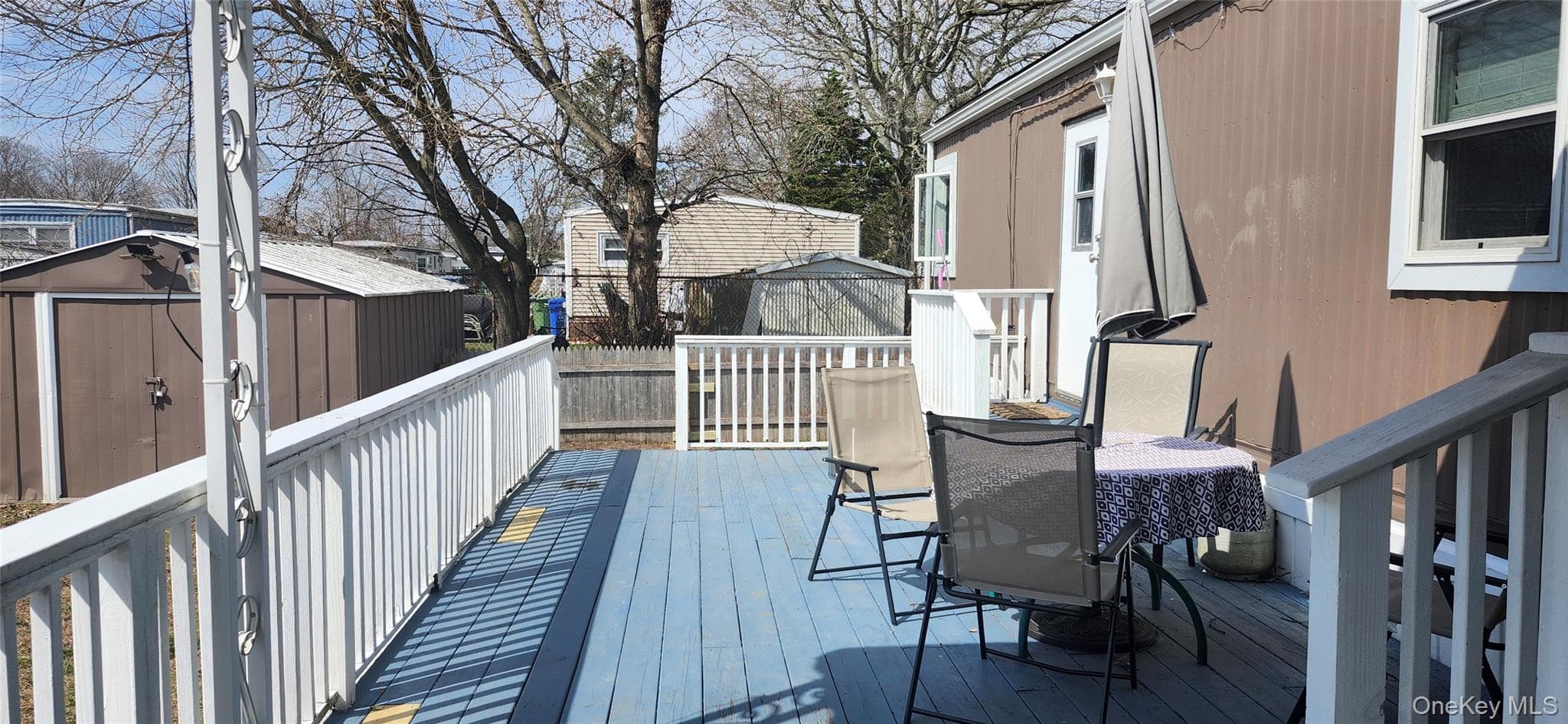 Deck