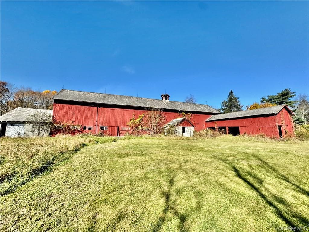 Barn