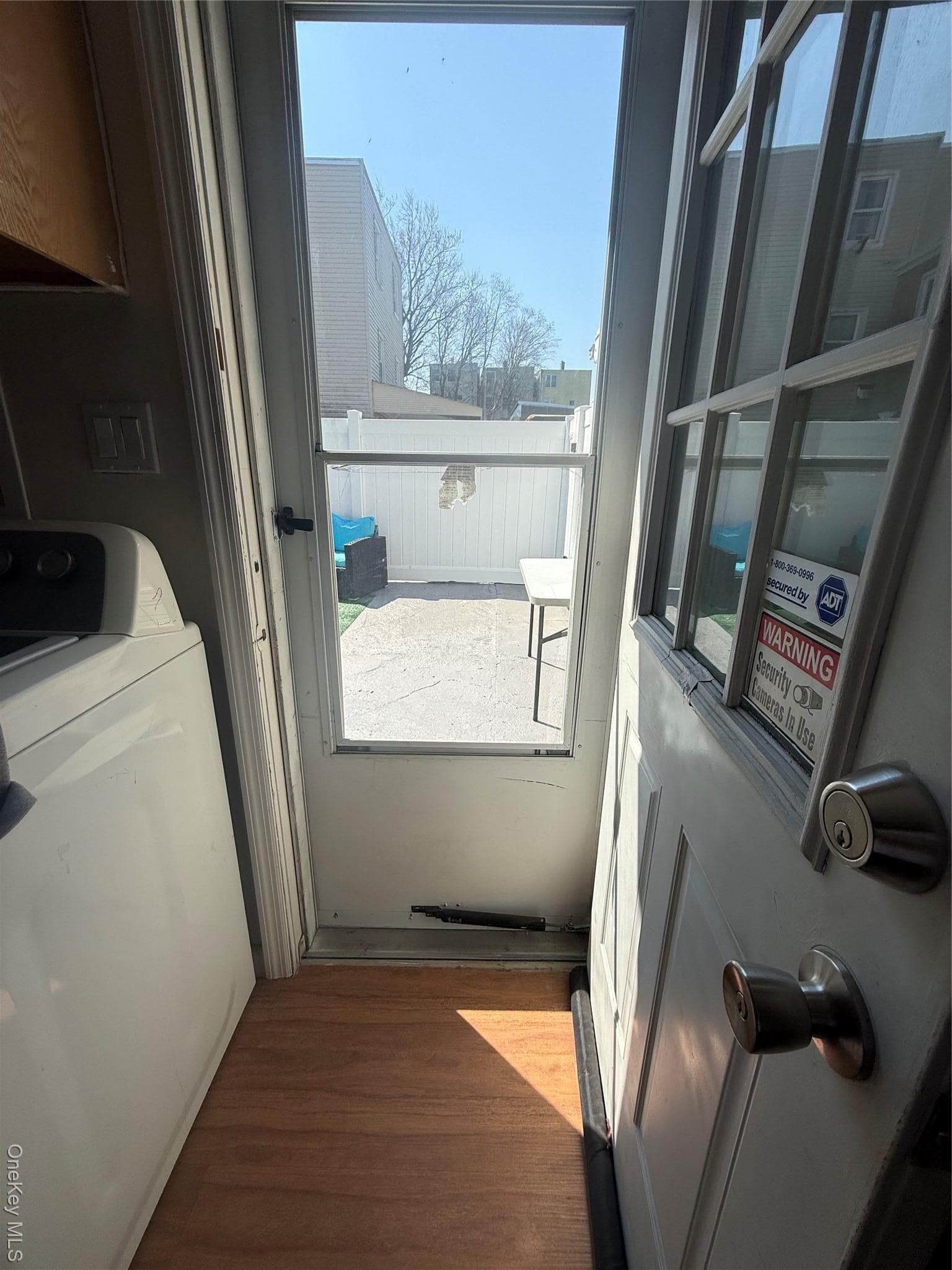 Photo 16