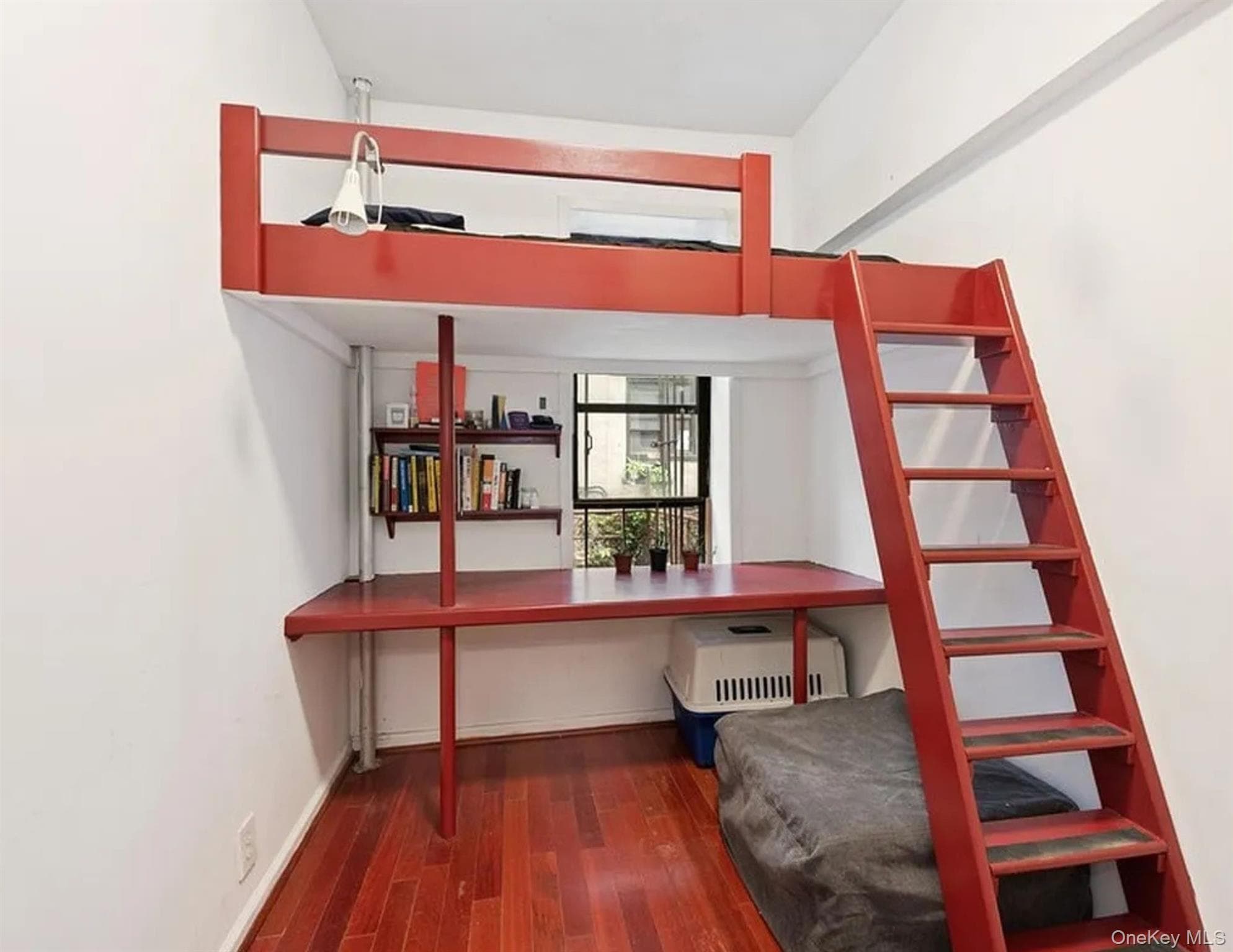 Photo 6